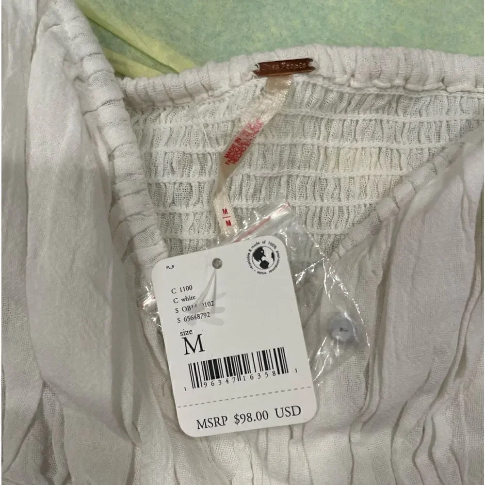 Free People Chloe puff sleeve blouse in white.Size M